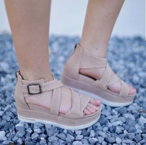 eileen fisher boost wedge sandal